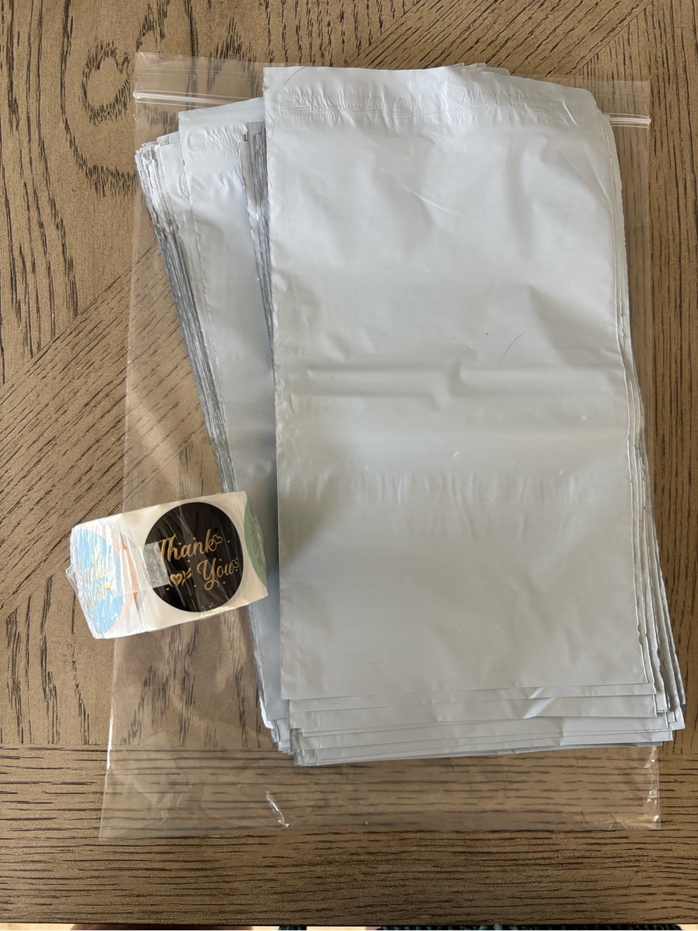 100 Pack 6x9 Poly Mailers + 500 Thank You Stickers-New